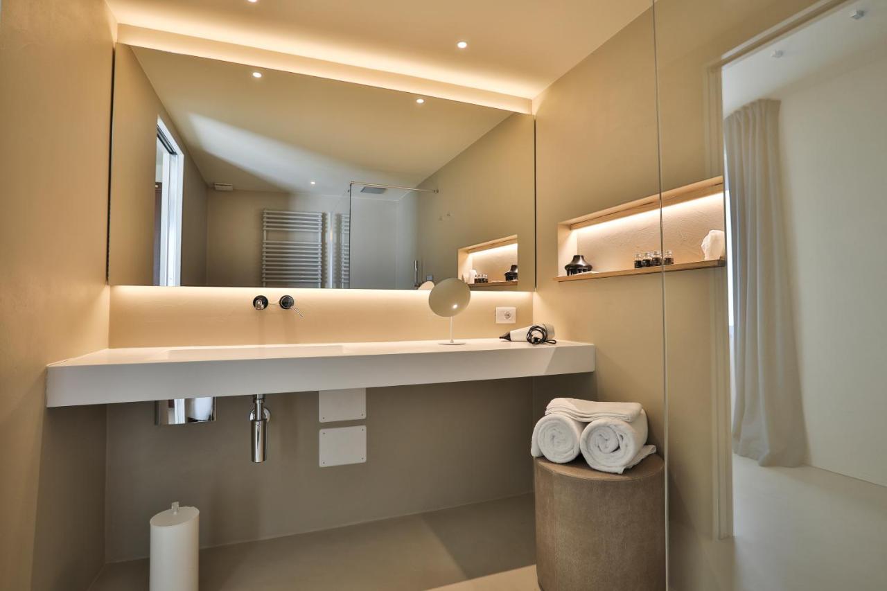 Silou Retreat Hotel Champdepraz Kültér fotó