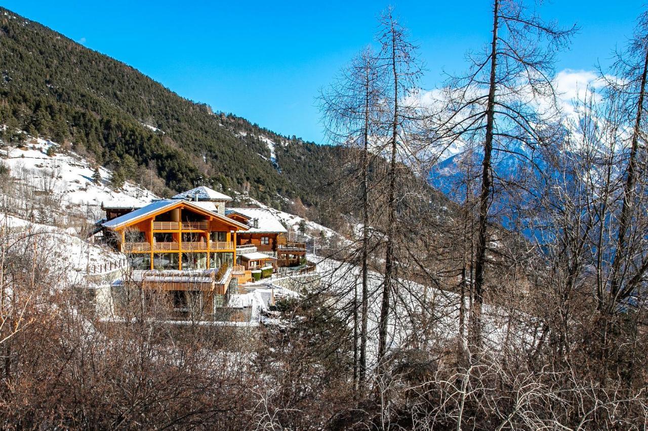 Silou Retreat Hotel Champdepraz Kültér fotó