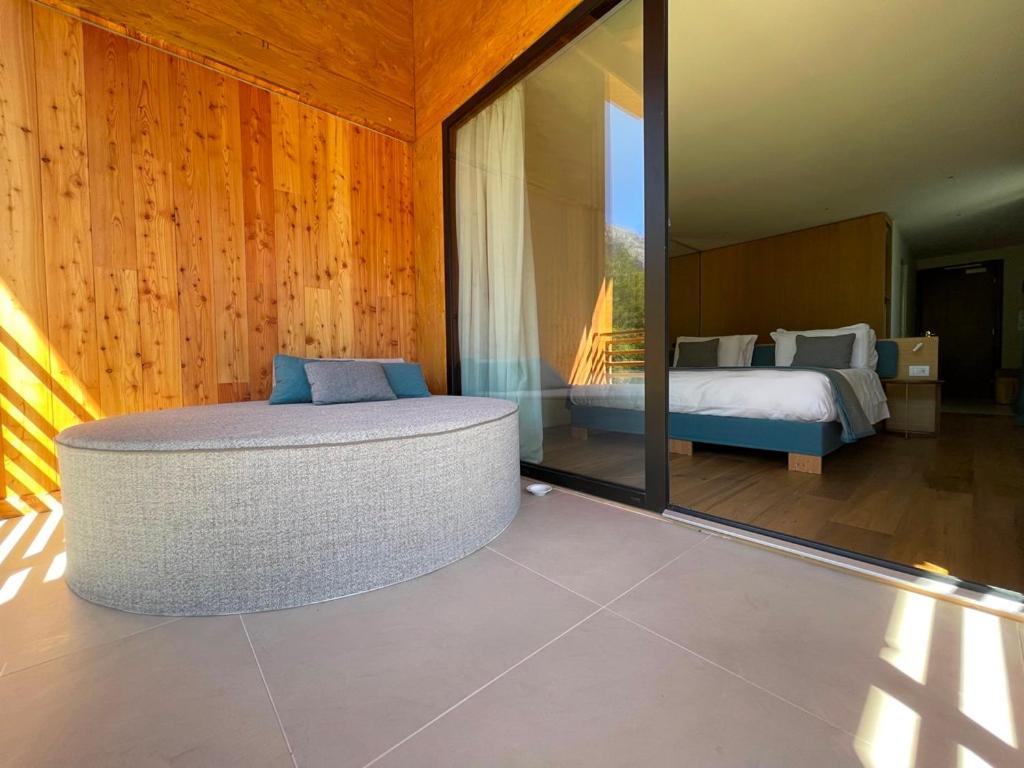 Silou Retreat Hotel Champdepraz Kültér fotó