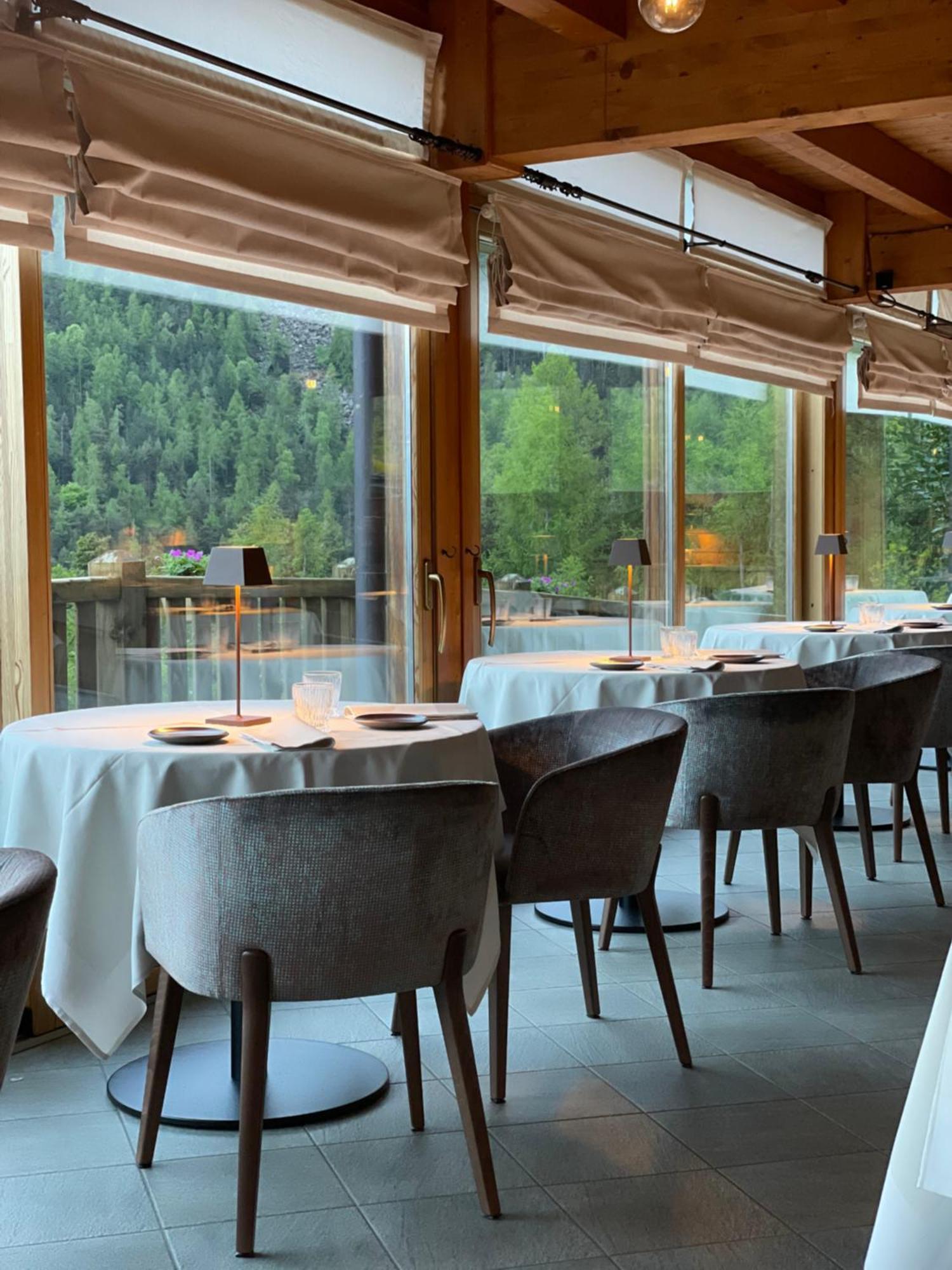 Silou Retreat Hotel Champdepraz Kültér fotó